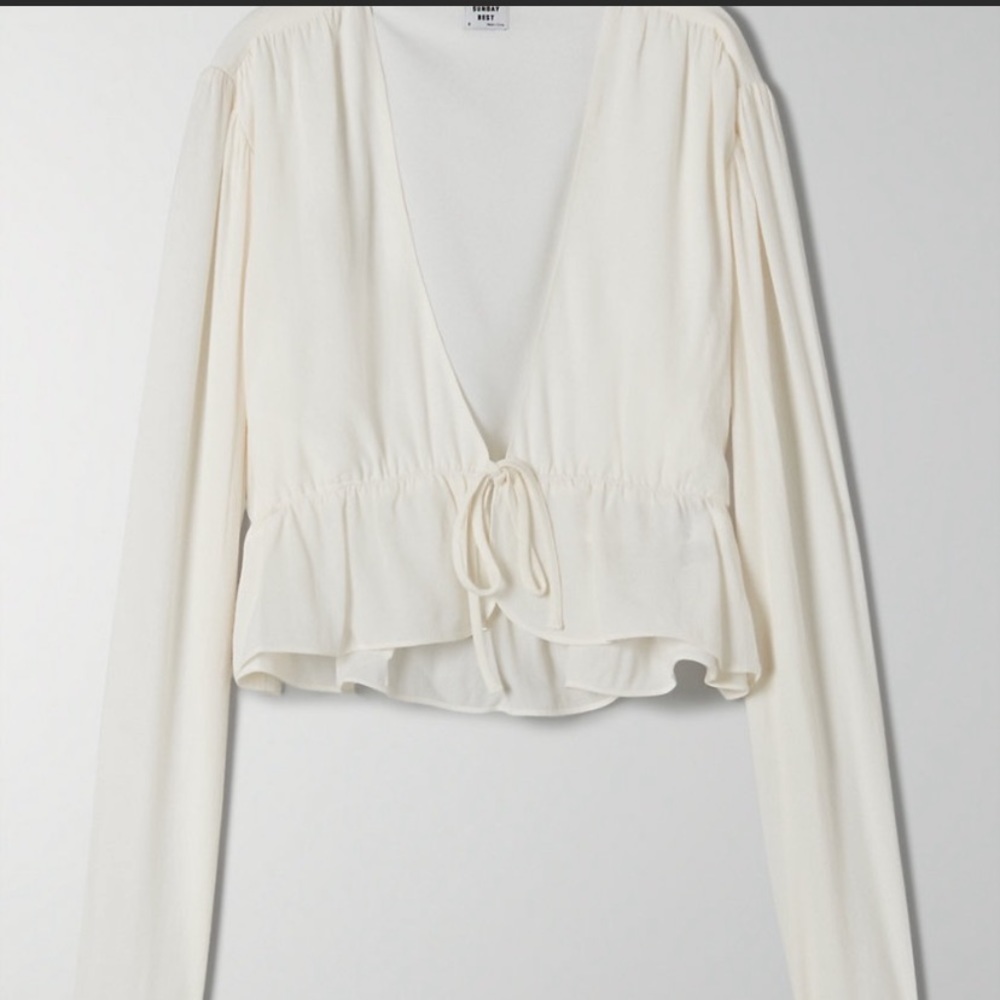 Sunday Best Cropped Tie-Front Blouse Size Small